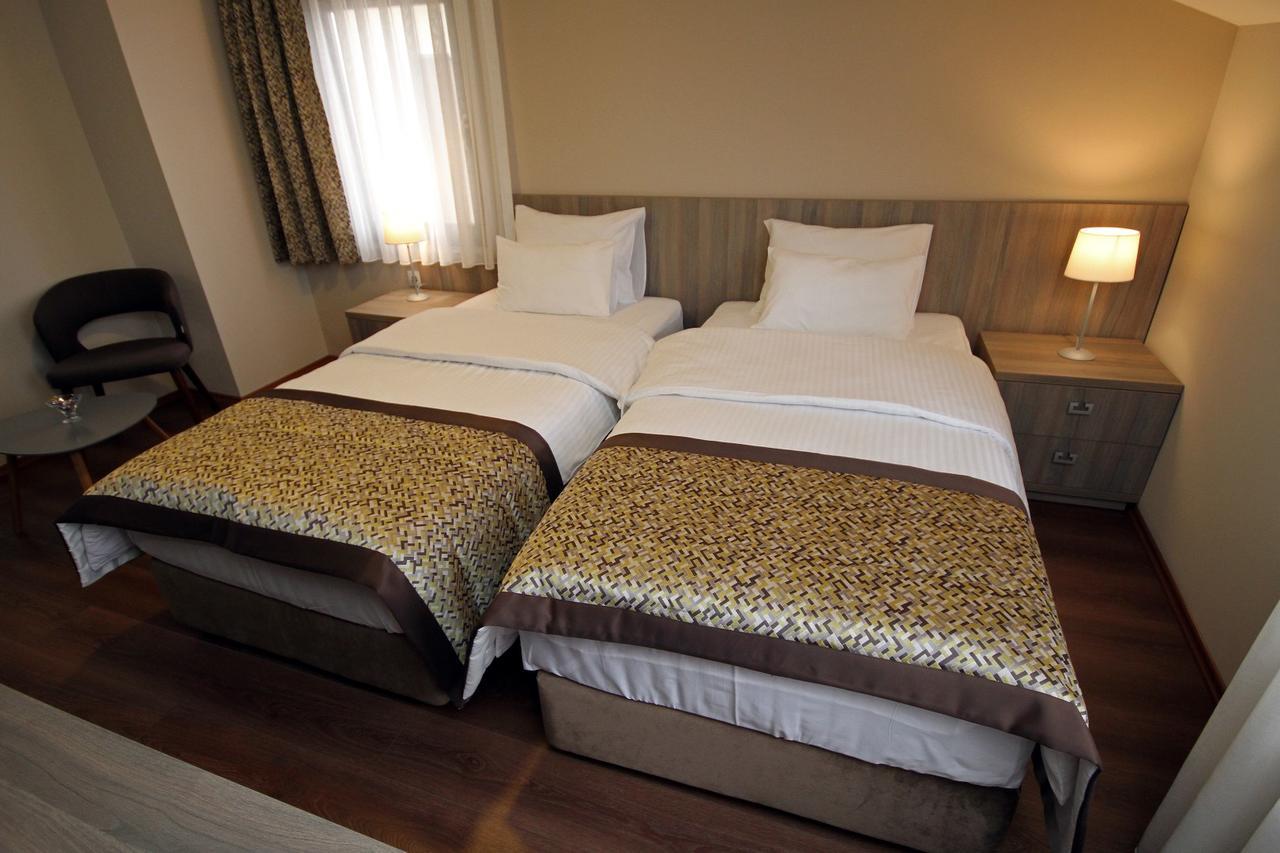 Ciflik Winery Hotel บิโตลา ภายนอก รูปภาพ