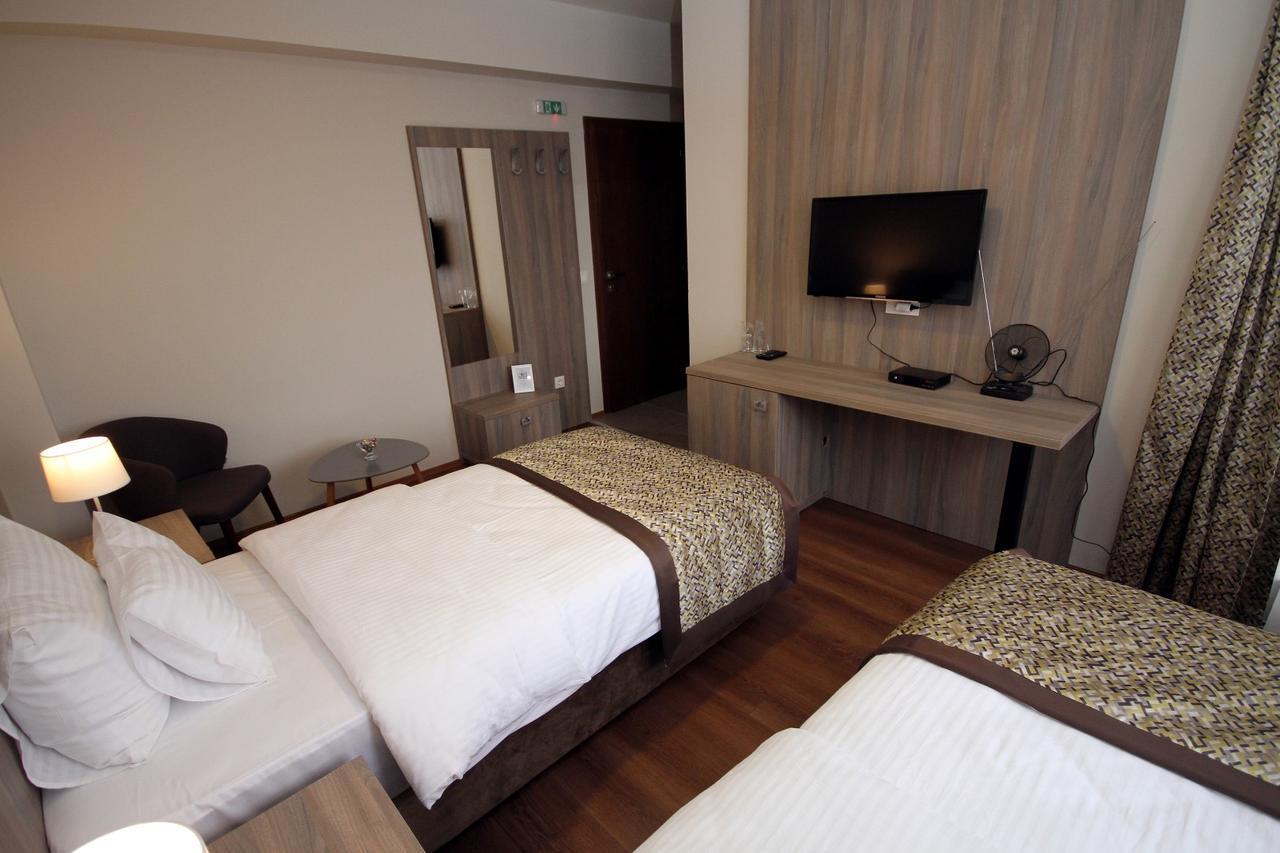 Ciflik Winery Hotel บิโตลา ภายนอก รูปภาพ